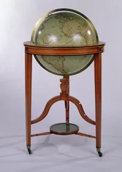 Een Regency Terrestrische Bibliotheek Globe op Mahoniehouten standaard, 1806